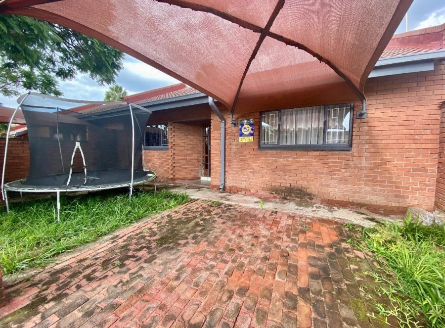 2 Bedroom Property for Sale in Annadale Limpopo