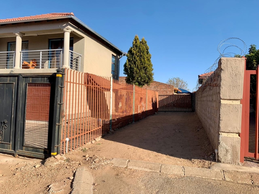 3 Bedroom Property for Sale in Emdo Park Limpopo