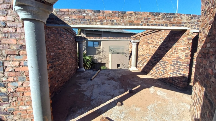 5 Bedroom Property for Sale in Bendor Limpopo