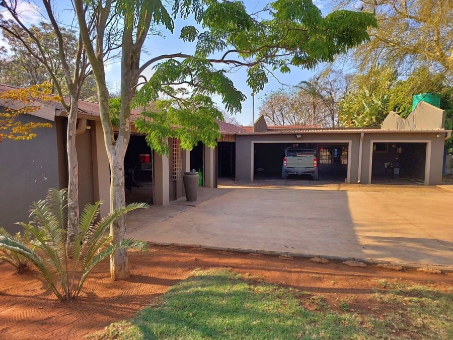 4 Bedroom Property for Sale in Dalmada A H Limpopo