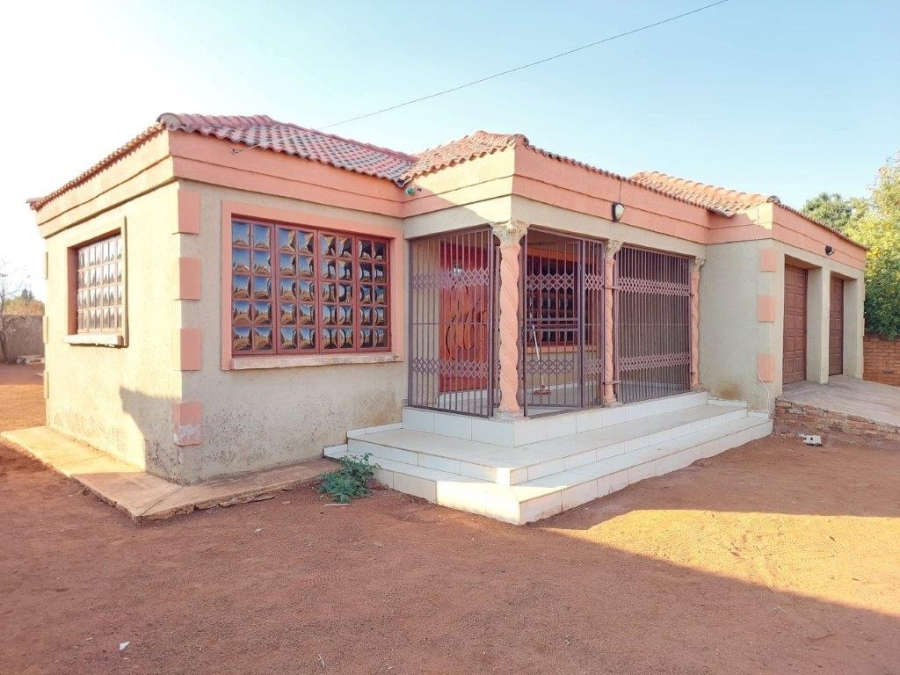 3 Bedroom Property for Sale in Lebowakgomo Zone F Limpopo