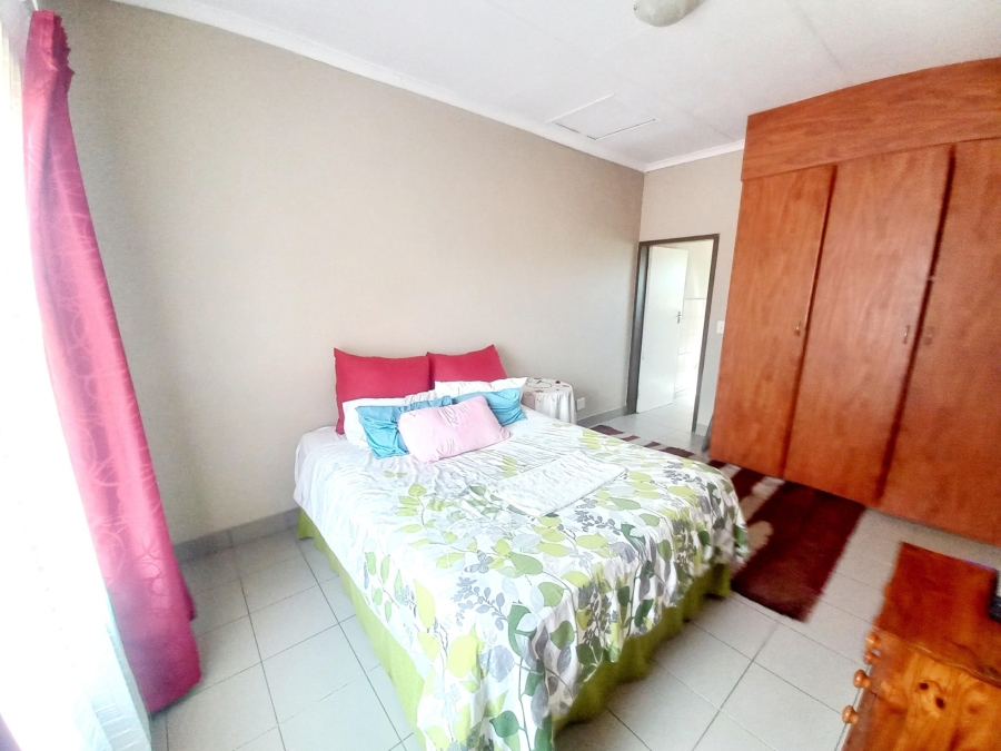 1 Bedroom Property for Sale in Penina Park Limpopo