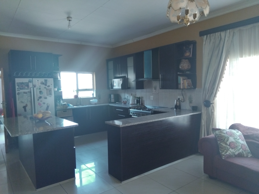 9 Bedroom Property for Sale in Fauna Park Limpopo