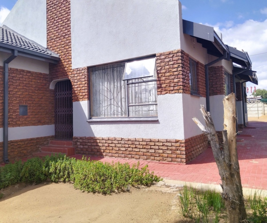 3 Bedroom Property for Sale in Seshego D Limpopo