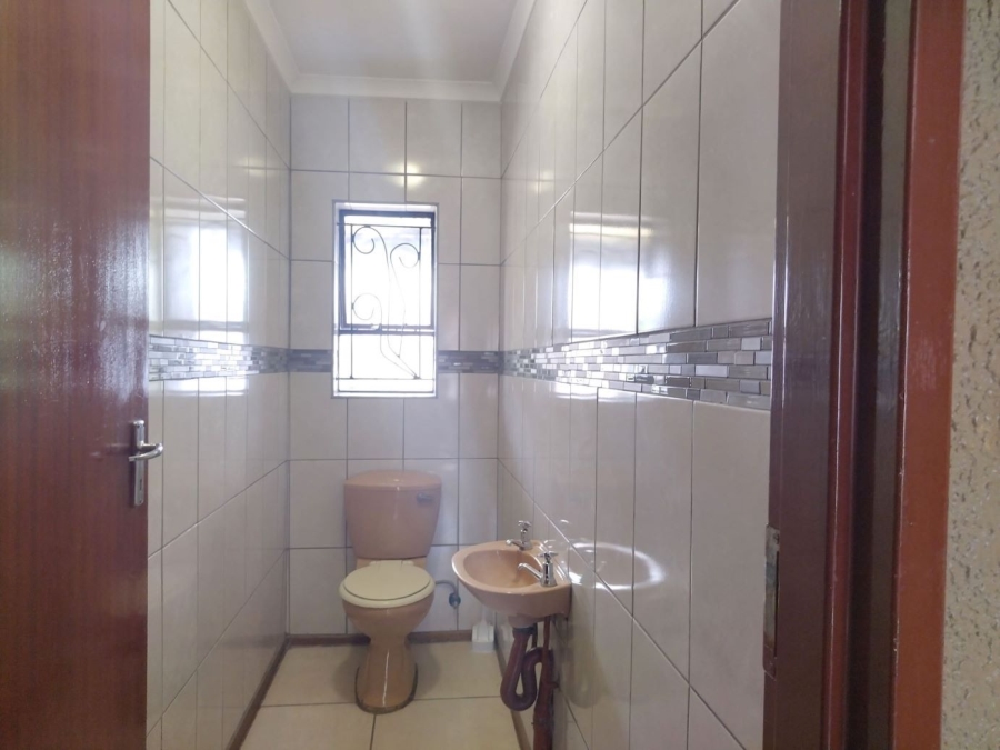 3 Bedroom Property for Sale in Seshego D Limpopo