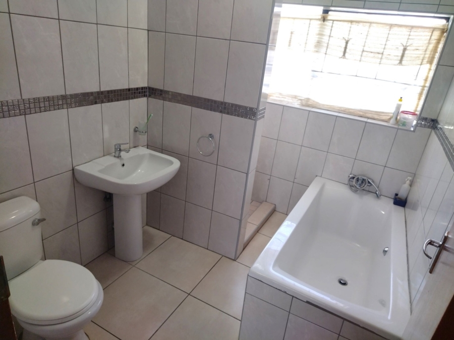 3 Bedroom Property for Sale in Seshego D Limpopo