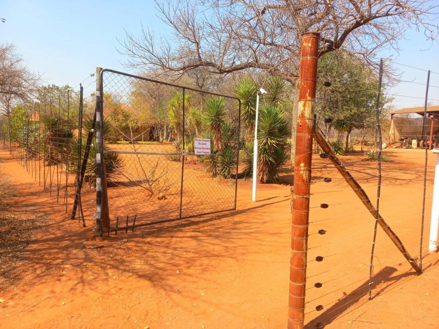 2 Bedroom Property for Sale in Tolwe Limpopo