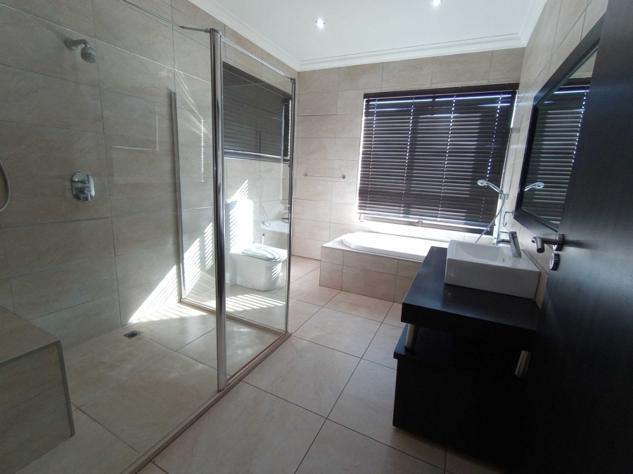 4 Bedroom Property for Sale in Chroompark Limpopo