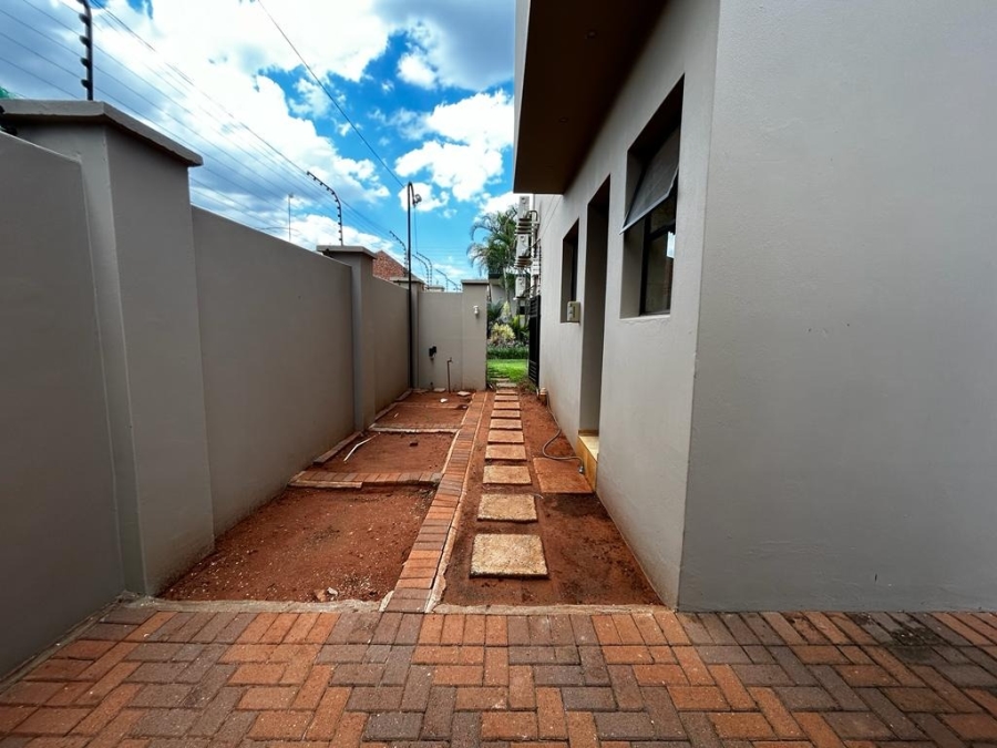 4 Bedroom Property for Sale in Chroompark Limpopo