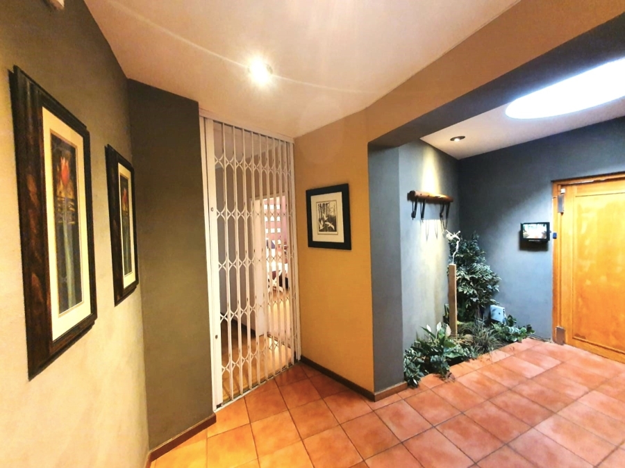 5 Bedroom Property for Sale in Chroompark Limpopo