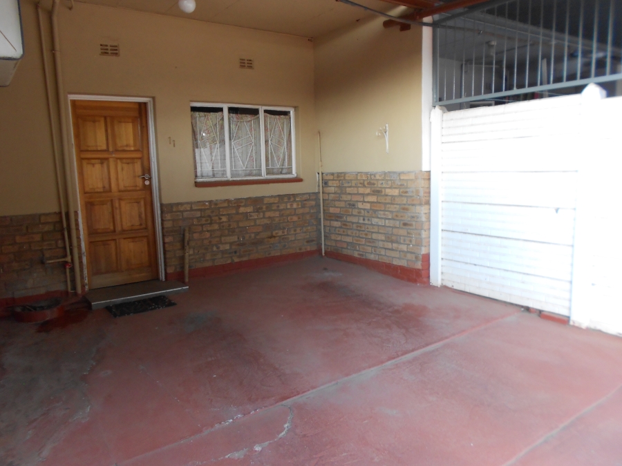 2 Bedroom Property for Sale in Mokopane Central Limpopo