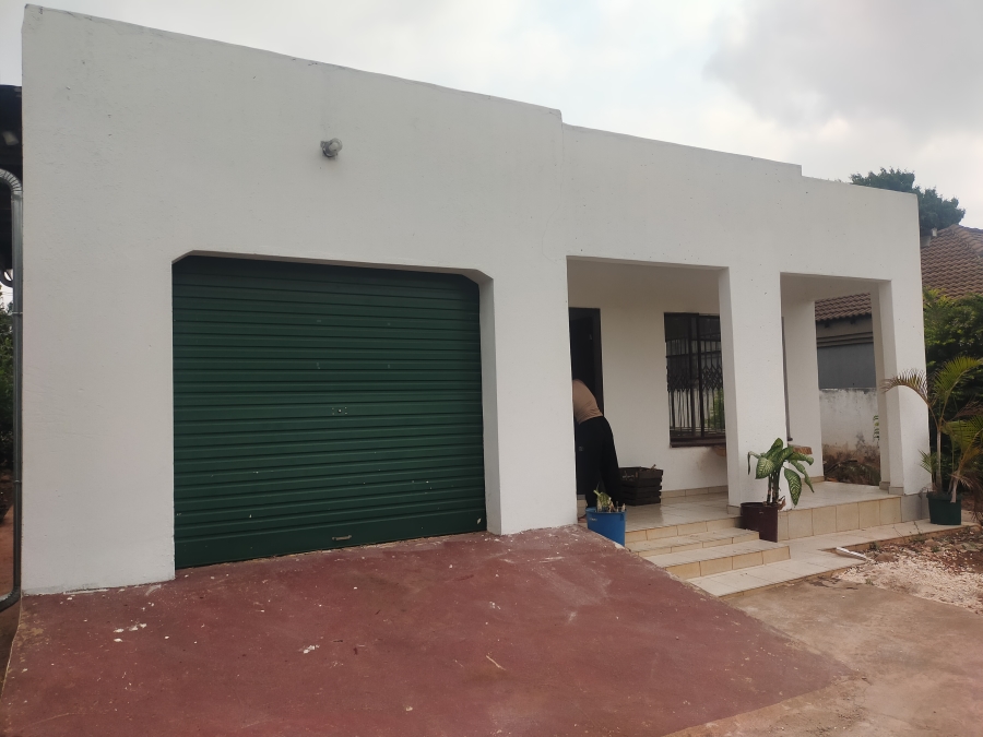 2 Bedroom Property for Sale in Shayandima Limpopo