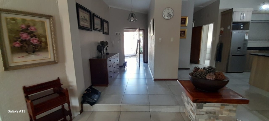 4 Bedroom Property for Sale in Silwerkruin Limpopo