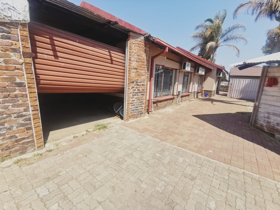 3 Bedroom Property for Sale in Penina Park Limpopo