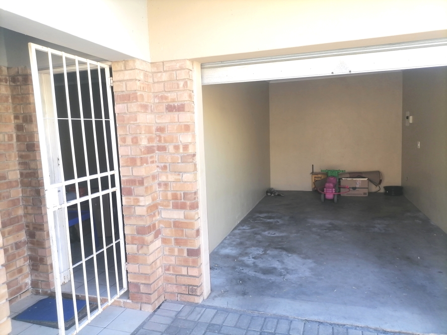 3 Bedroom Property for Sale in Annadale Limpopo