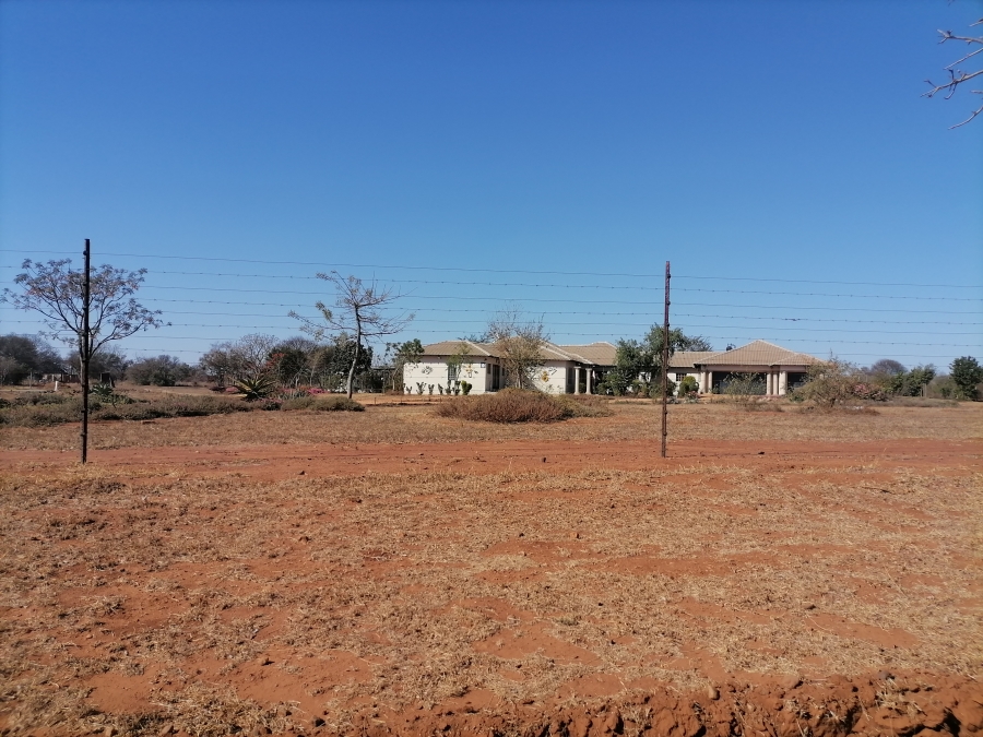 6 Bedroom Property for Sale in Myngenoegen A H Limpopo