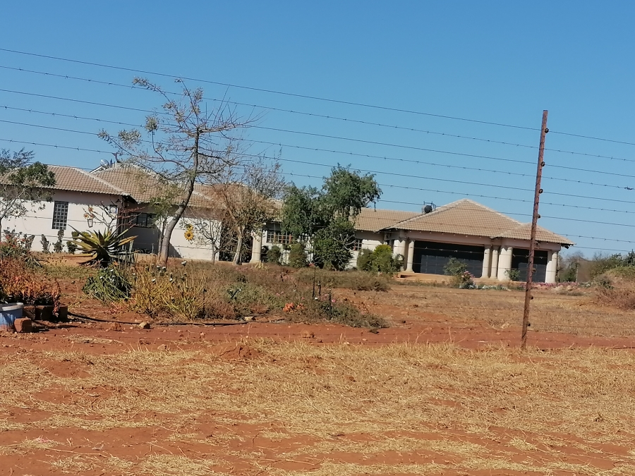 6 Bedroom Property for Sale in Myngenoegen A H Limpopo