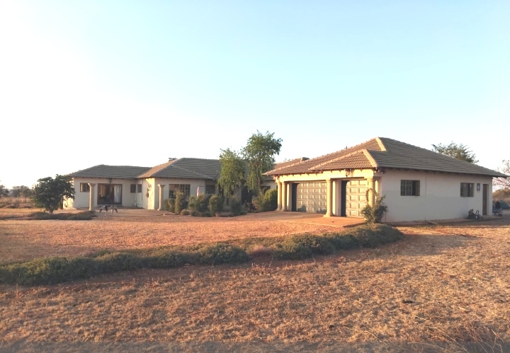 6 Bedroom Property for Sale in Myngenoegen A H Limpopo