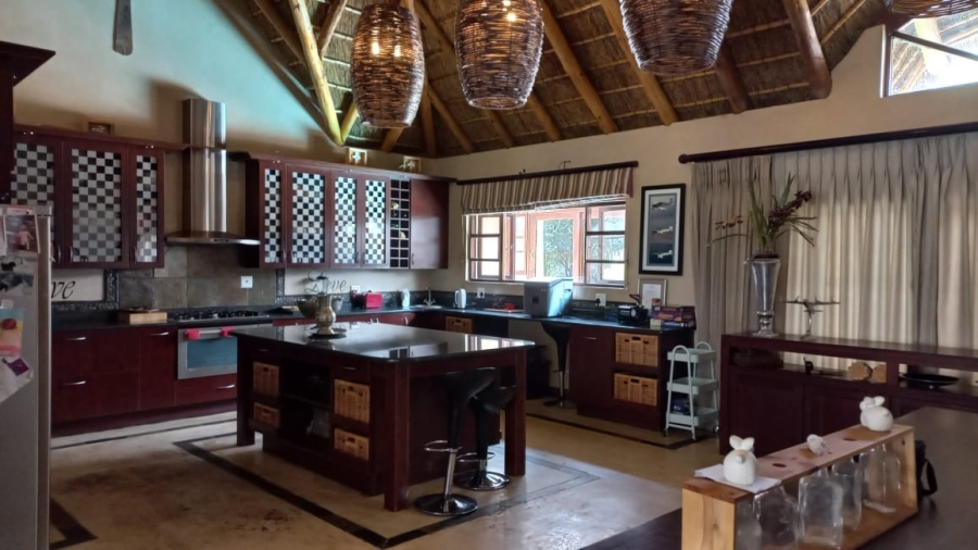 9 Bedroom Property for Sale in Zebula Golf Estate Limpopo