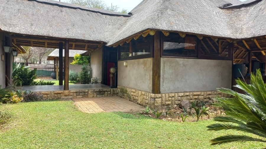 9 Bedroom Property for Sale in Zebula Golf Estate Limpopo