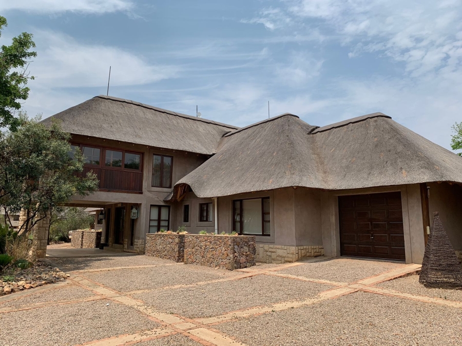 9 Bedroom Property for Sale in Zebula Golf Estate Limpopo