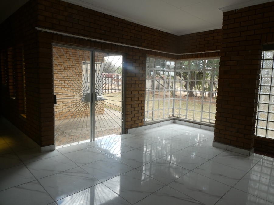 4 Bedroom Property for Sale in Gholfbaan Park Limpopo