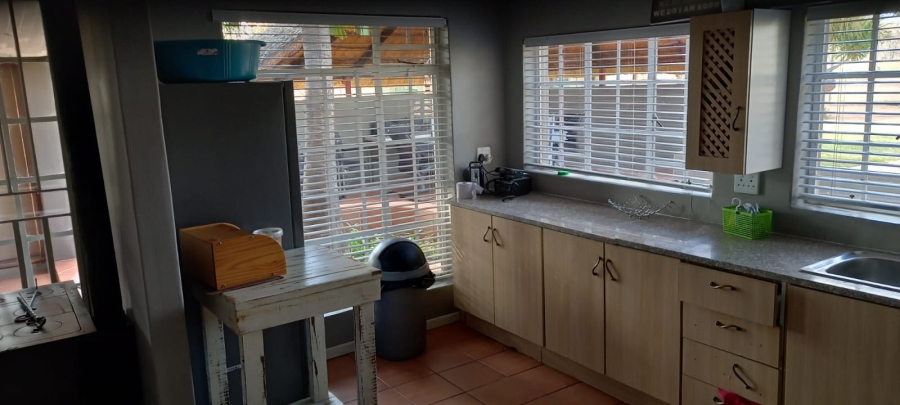 1 Bedroom Property for Sale in Thabazimbi Limpopo