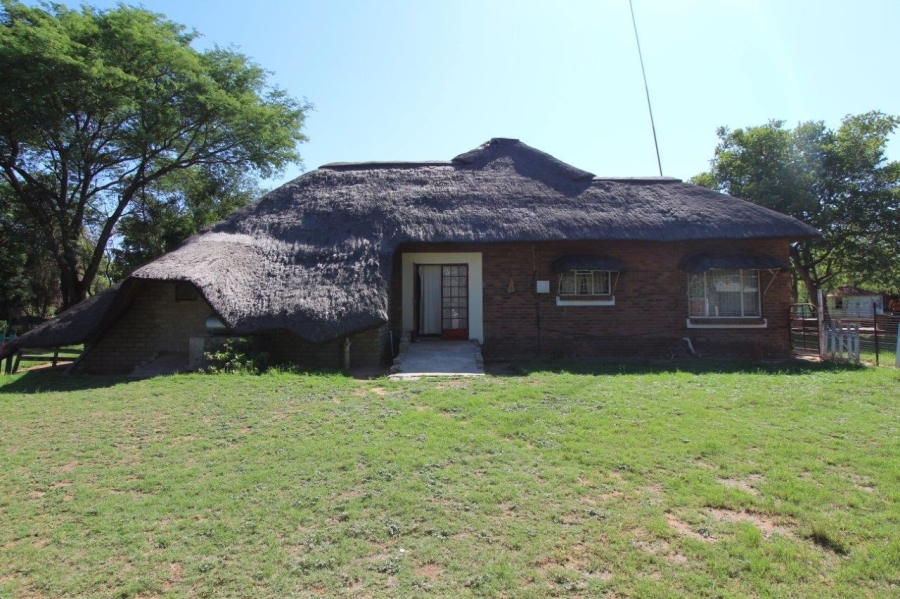 4 Bedroom Property for Sale in Vaalwater Limpopo