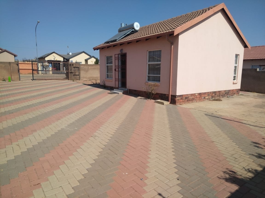 2 Bedroom Property for Sale in Southern Gateway Limpopo