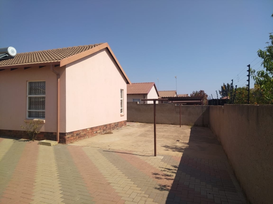 2 Bedroom Property for Sale in Southern Gateway Limpopo