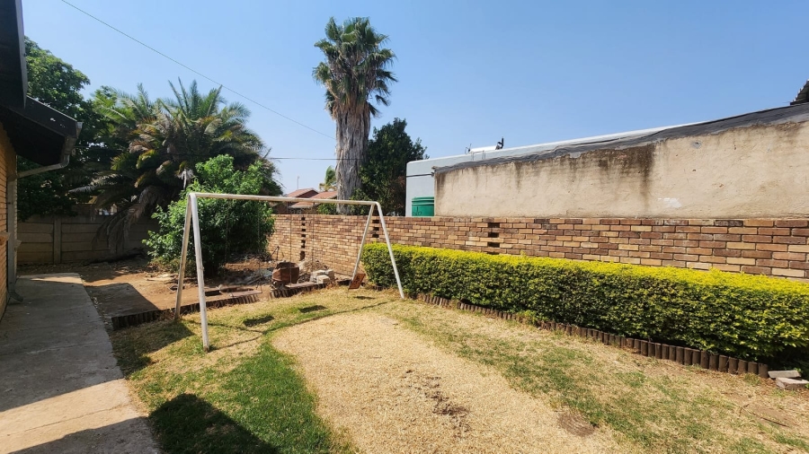 To Let 4 Bedroom Property for Rent in Penina Park Limpopo