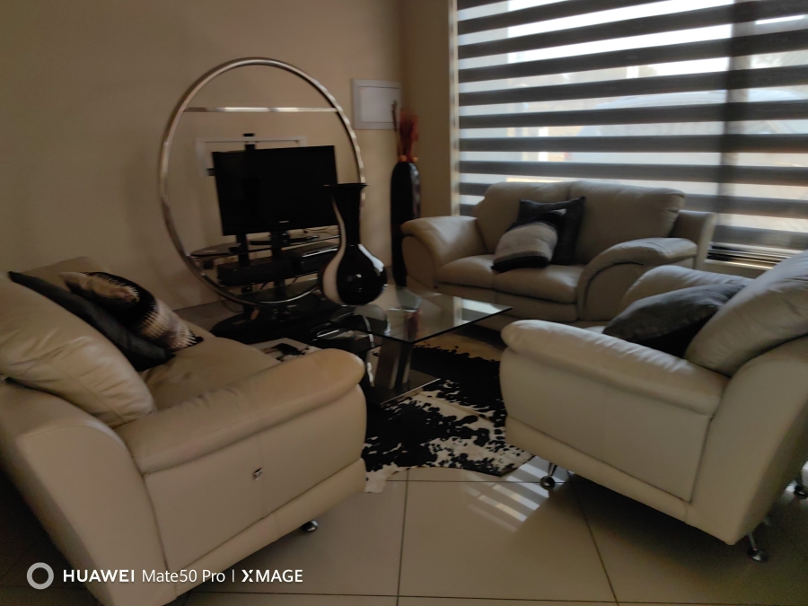 4 Bedroom Property for Sale in Fauna Park Limpopo