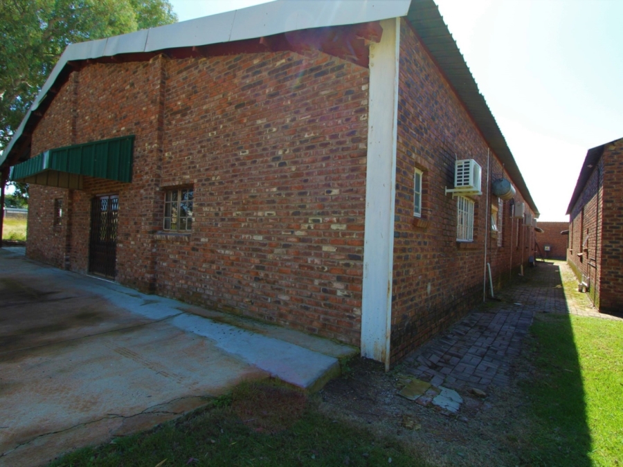 To Let commercial Property for Rent in Modimolle Limpopo