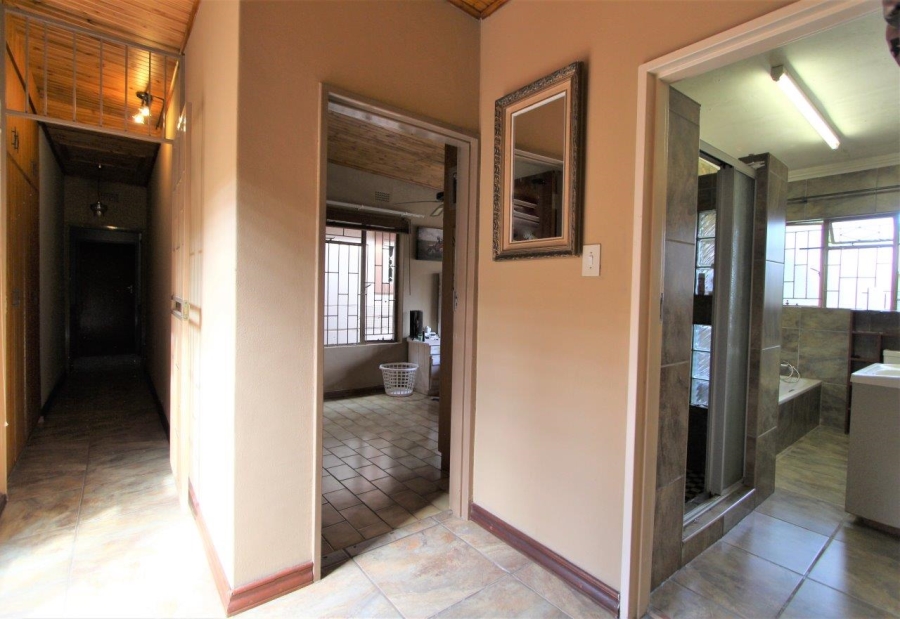 6 Bedroom Property for Sale in Modimolle Limpopo