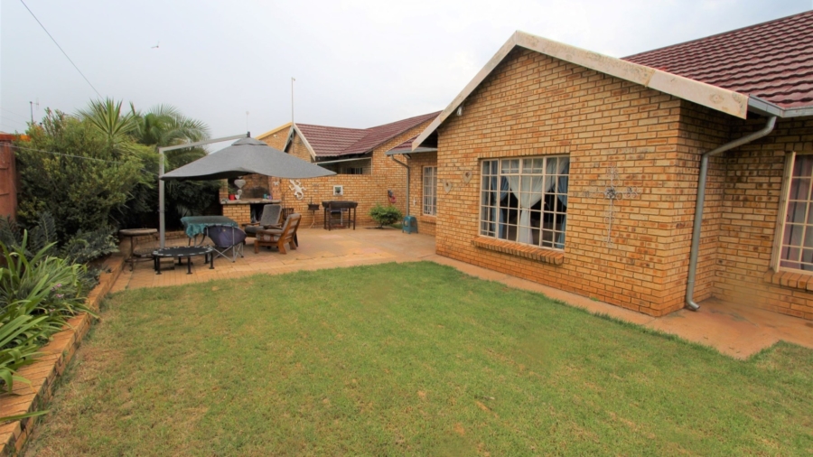 2 Bedroom Property for Sale in Modimolle Limpopo