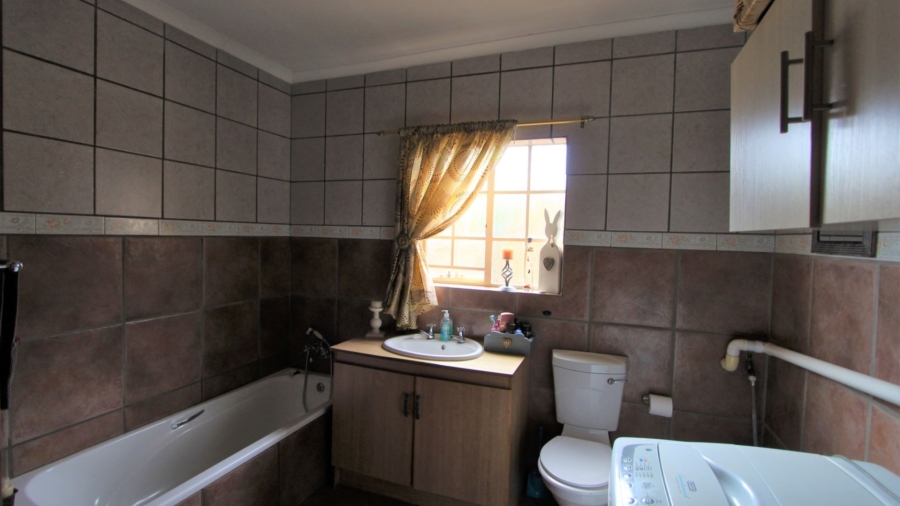 2 Bedroom Property for Sale in Modimolle Limpopo