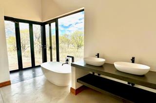 5 Bedroom Property for Sale in Leadwood Big Game Estate Limpopo