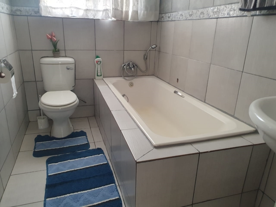 5 Bedroom Property for Sale in Groblersdal Limpopo