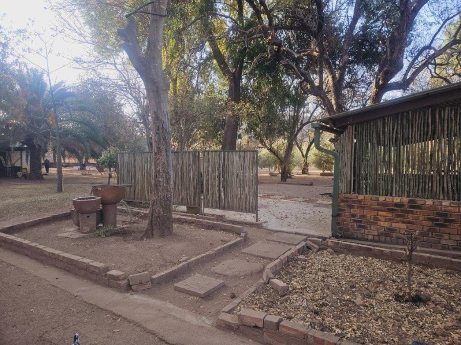 5 Bedroom Property for Sale in Lephalale Limpopo