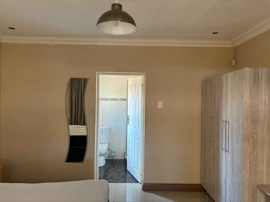 To Let 5 Bedroom Property for Rent in Chroompark Limpopo