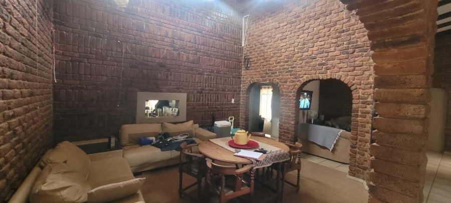 4 Bedroom Property for Sale in Chroompark Limpopo