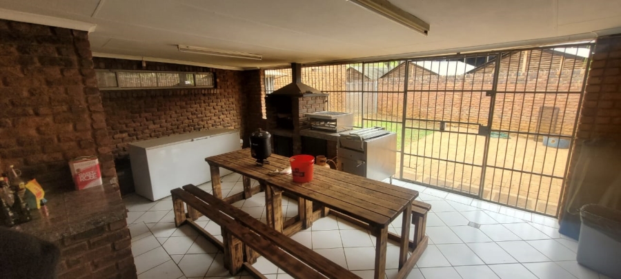 4 Bedroom Property for Sale in Chroompark Limpopo