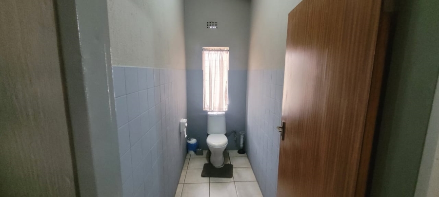 4 Bedroom Property for Sale in Chroompark Limpopo