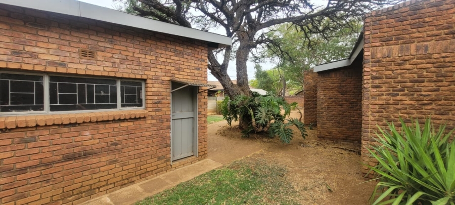 4 Bedroom Property for Sale in Chroompark Limpopo