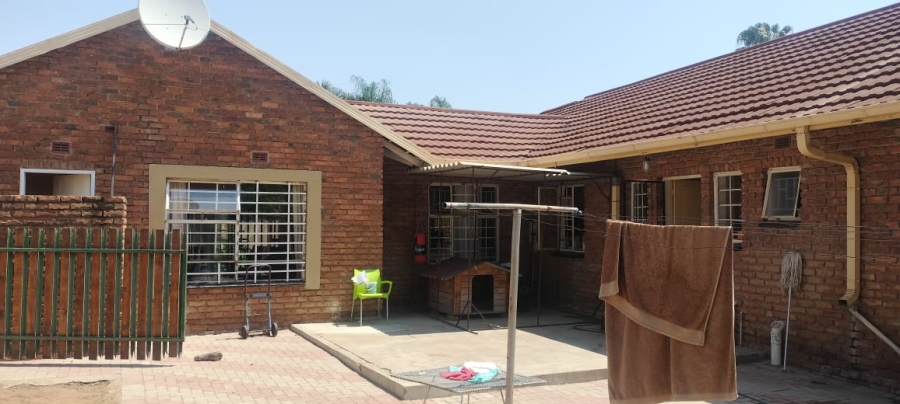 6 Bedroom Property for Sale in Welgelegen Limpopo