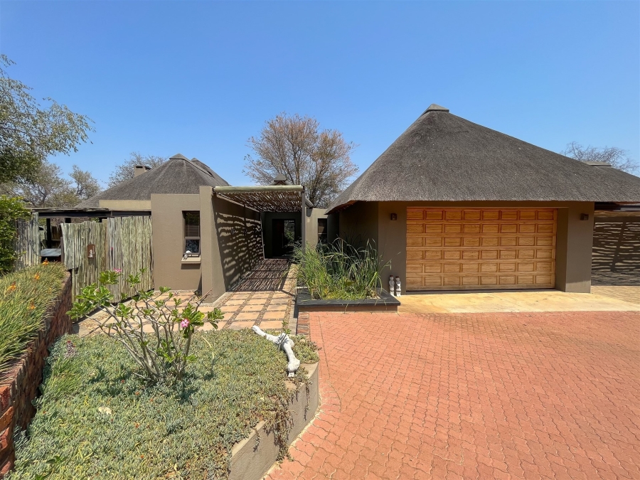 5 Bedroom Property for Sale in Leadwood Big Game Estate Limpopo