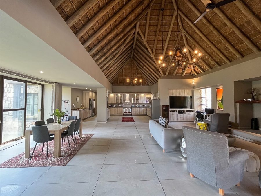 5 Bedroom Property for Sale in Leadwood Big Game Estate Limpopo