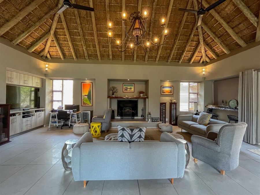 5 Bedroom Property for Sale in Leadwood Big Game Estate Limpopo