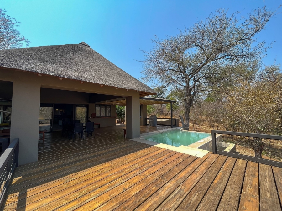 5 Bedroom Property for Sale in Leadwood Big Game Estate Limpopo