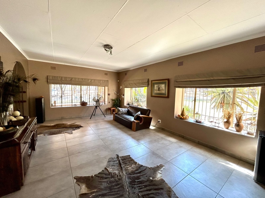 4 Bedroom Property for Sale in Maribashoek AH Limpopo